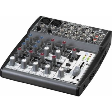 Behringer Xenyx 1002 keverő