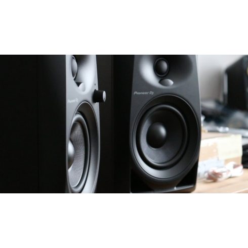Pioneer DM-40 hangfalpár