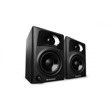 M-AUDIO AV42 (Archív)